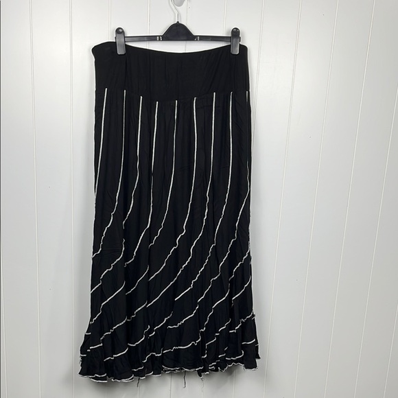 Soft Surroundings Womens Maxi Skirt 1X Black /White Stretch Waist Lined Flowy - Picture 1 of 12